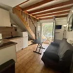 Apartament Mezzanine Avec Terrasse A Saint-aygulf, Proche - Fr-1-226a-207 Fréjus