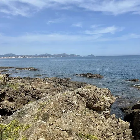 Mezzanine Avec Terrasse A Saint-aygulf, Proche - Fr-1-226a-207 Apartament